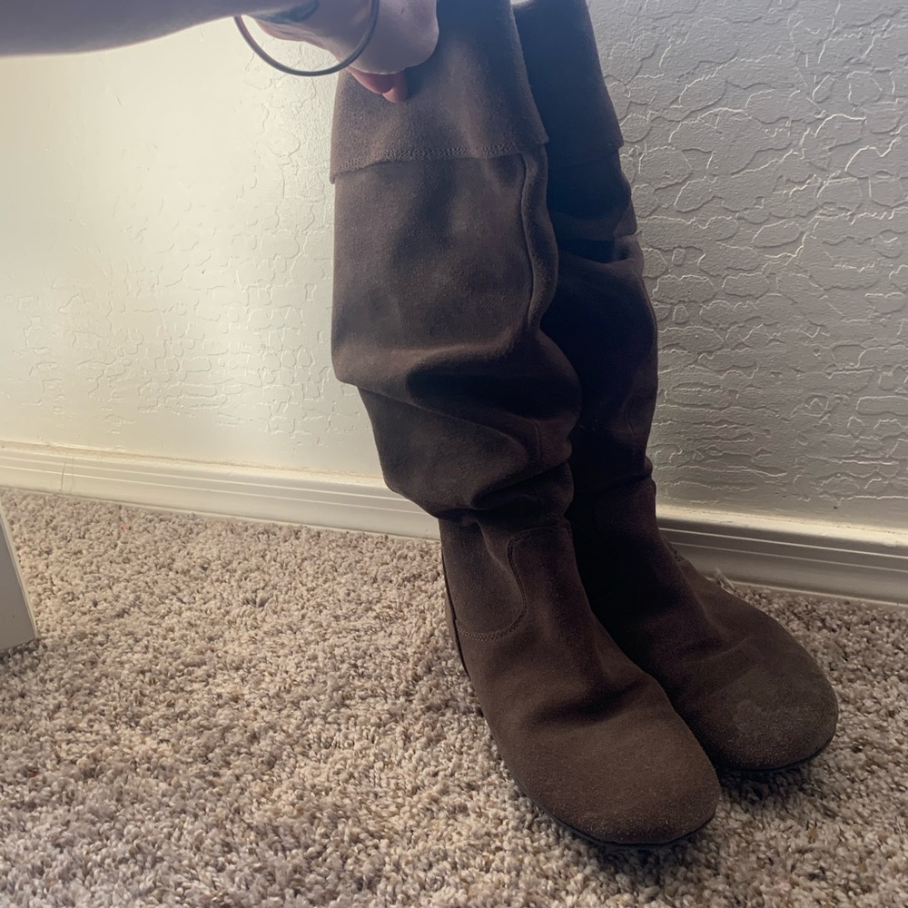 Gianni Bini suede slouch boots